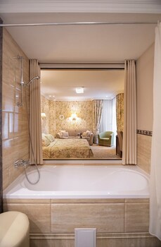 Swiss Hotel
