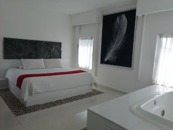 Best Western Plus Luna Del Mar