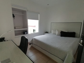 Best Western Plus Luna Del Mar