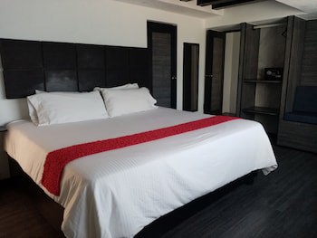 Best Western Plus Luna Del Mar