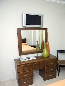 Hotel Century Plaza