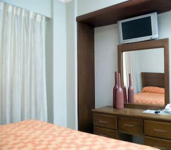 Hotel Century Plaza