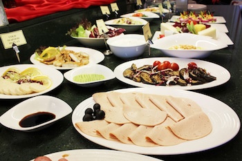 Al Diar Dana Hotel