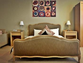 Antoinette Hotel Wimbledon