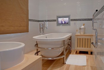 Antoinette Hotel Wimbledon