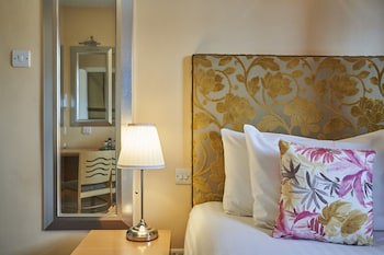 Antoinette Hotel Wimbledon