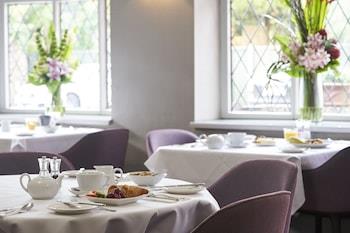 Antoinette Hotel Wimbledon