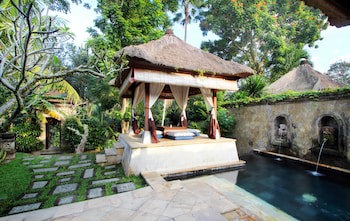 Arma Museum & Resort