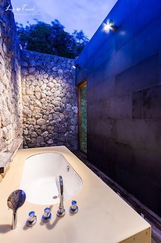 Tolani Resort Kui Buri