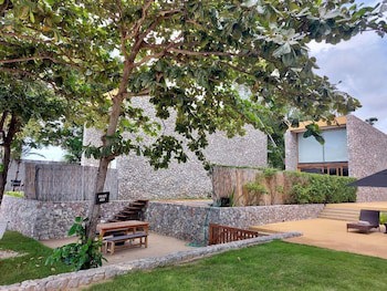 Tolani Resort Kui Buri
