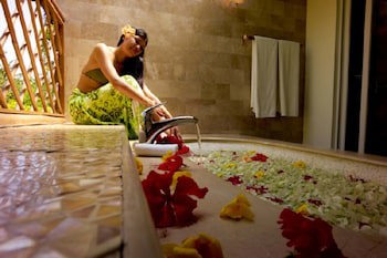 Badian Island Wellness Resort