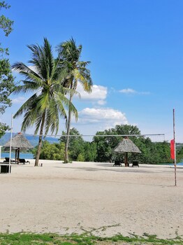 Badian Island Wellness Resort