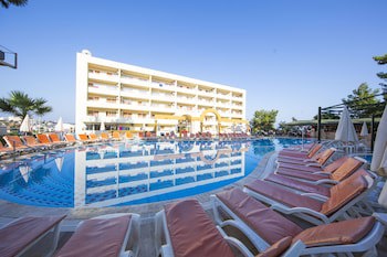 Tuntas Family Suites Kusadasi