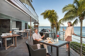 Blue Diamond Luxury Boutique - All Inclusive - Adults Only