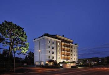 Poli Hotel
