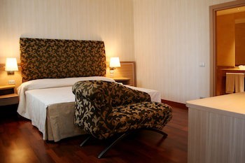 Poli Hotel galeri fotoğrafı