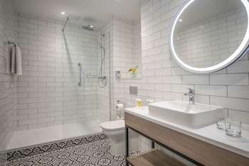Horwood House Hotel
