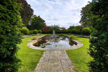 Horwood House Hotel