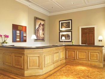 De Vere Cranage Estate