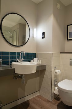 De Vere Cranage Estate
