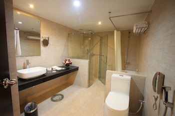 Dhaka Regency Hotel & Resort