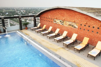 Dhaka Regency Hotel & Resort