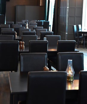 Arjang Hotel