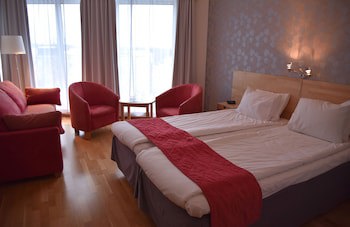 Arjang Hotel