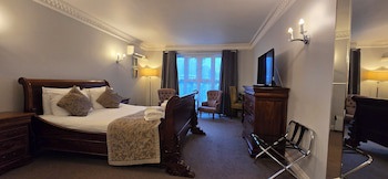 Shendish Manor Hotel & Golf Course