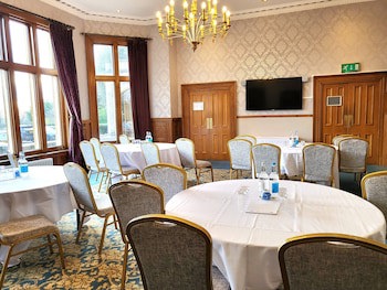 Shendish Manor Hotel & Golf Course