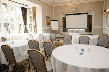 Shendish Manor Hotel & Golf Course