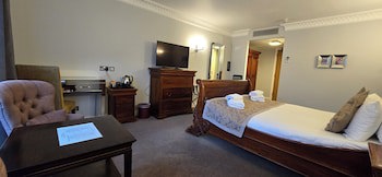 Shendish Manor Hotel & Golf Course