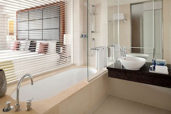 Crowne Plaza Festival City, An Ihg Hotel