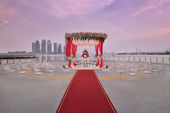 Crowne Plaza Festival City, An Ihg Hotel