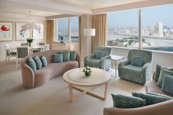 Crowne Plaza Festival City, An Ihg Hotel