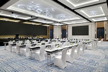 Crowne Plaza Festival City, An Ihg Hotel