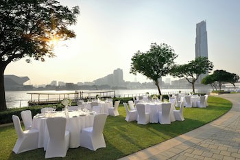 Crowne Plaza Festival City, An Ihg Hotel