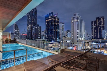 Adelphi Suites Bangkok