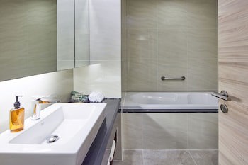 Adelphi Suites Bangkok