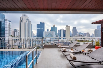 Adelphi Suites Bangkok