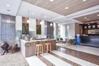Adelphi Suites Bangkok