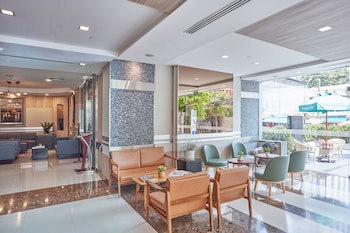 Adelphi Suites Bangkok