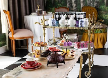 Fairlawns Boutique Hotel And Spa