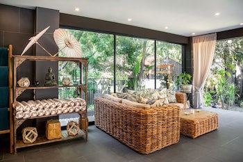 Fairlawns Boutique Hotel And Spa