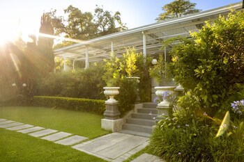 Fairlawns Boutique Hotel And Spa