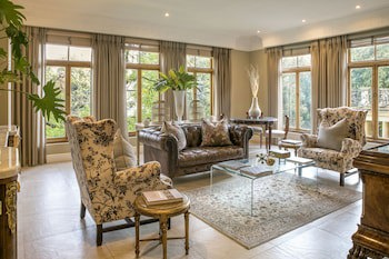Fairlawns Boutique Hotel And Spa
