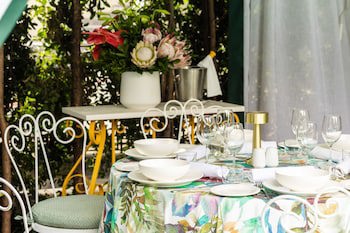 Fairlawns Boutique Hotel And Spa