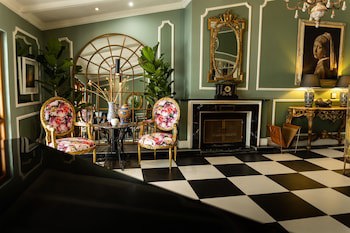 Fairlawns Boutique Hotel And Spa