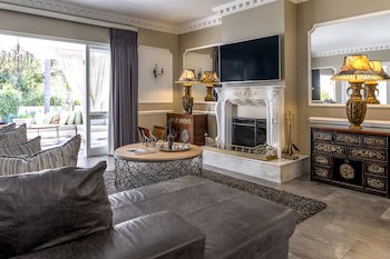 Fairlawns Boutique Hotel And Spa