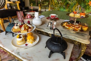 Fairlawns Boutique Hotel And Spa
